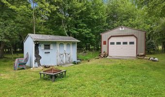 10 Lenape Trl, Albrightsville, PA 18210