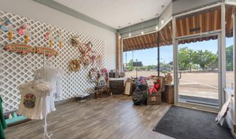 115 Public Sq A, Batesville, MS 38606