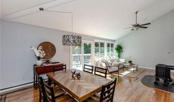 63 Duck Cove Rd, North Kingstown, RI 02852