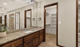 2417 Georgetown Dr, Bartlesville, OK 74006