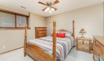 505 N Oak Ridge Rd, Brandon, SD 57005