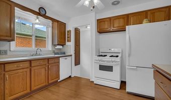 19030 Champaign Rd, Allen Park, MI 48101
