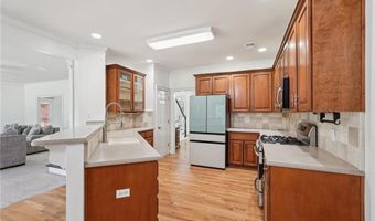 1496 Fallsbrook Ct NW, Acworth, GA 30101