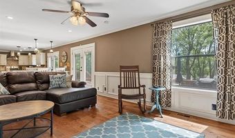 1311 Evergreen Dr, Bartlesville, OK 74006