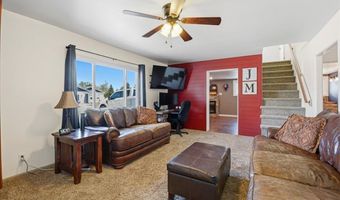 3903 BEVANS St, Cheyenne, WY 82009