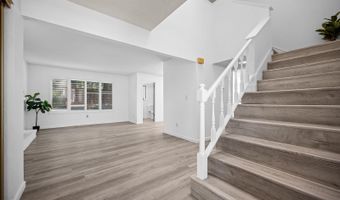 1324 Almondwood Dr, Antioch, CA 94509