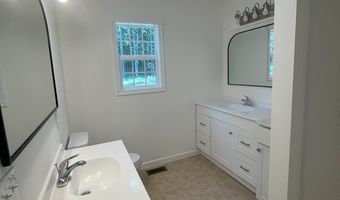 212 Cornfield Ln, Appomattox, VA 24522