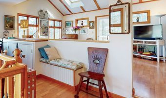 29 Carol St, Danbury, CT 06810
