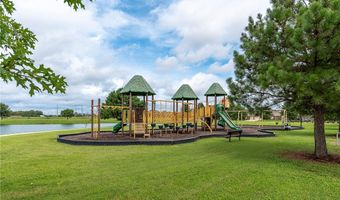 4002 SW Flatrock Cv, Bentonville, AR 72713