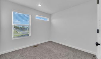 960 Illinois Ave, Bentonville, AR 72713