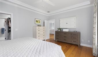 48 TRAVELERS Ct, East Greenwich, RI 02818