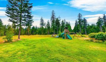 16 Hadley Ln, Blanchard, ID 83804