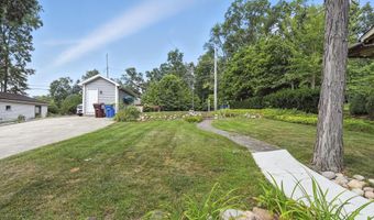 6955 WN Lake Gage Dr, Angola, IN 46703
