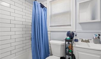 152 Washington St, Central Falls, RI 02863