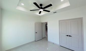 518 Tower Oak Dr, Alamo, TX 78516