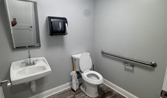 3 Chateau Grove Ln, Barboursville, WV 25504