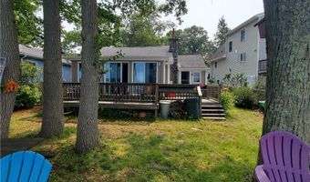 95 Mohawk St, Coventry, RI 02816
