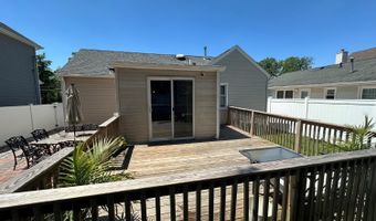 92 Woodland Dr, Aberdeen, NJ 07735