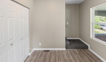 1129 E 7th St, Alton, IL 62002