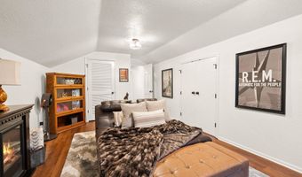 6931 Hillsboro Ct, Fort Wayne, IN 46835