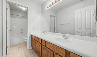 2721 W TULSA St, Chandler, AZ 85224