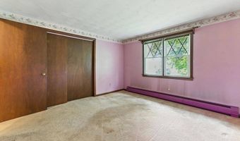 612 N Liberty St, Belchertown, MA 01007