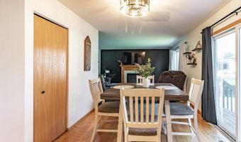 992 Neuhaven Dr, Antioch, IL 60002