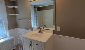104 John St, Bennington, VT 05201