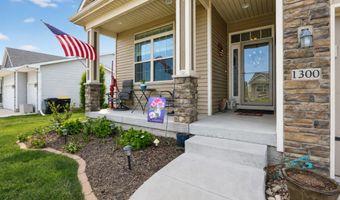 1300 S 10th St, Adel, IA 50003