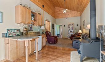 905 N Cedar View Dr, Blanchard, ID 83804