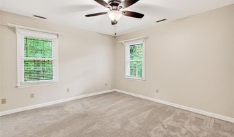 1018 Viewmont Dr, Asheboro, NC 27205