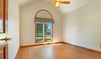 24852 W Nicklaus Way, Antioch, IL 60002