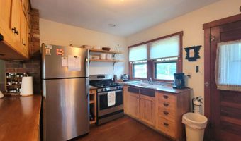 1532 Kellogg Ave, Ames, IA 50010