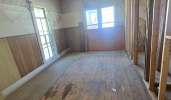 129 W Conwell, Aurora, IN 47001