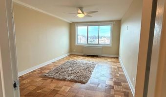 1200 N NASH St 830, Arlington, VA 22209