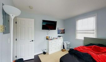 45 Hammond St 3, Newport, RI 02840