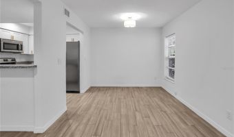 468 W PAR St 468, Orlando, FL 32804