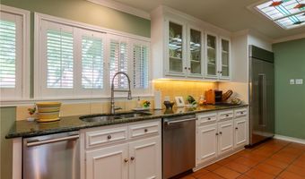 1821 Clare Dr, Alice, TX 78332