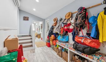 901 SHORE ACRES Rd, Arnold, MD 21012