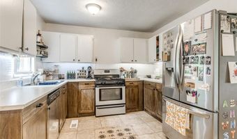 7211 NW 45th St, Bethany, OK 73008