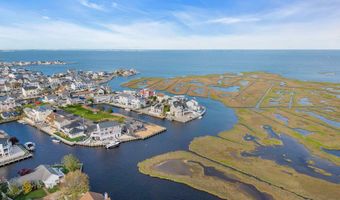 265 Cypress Dr, Bayville, NJ 08721