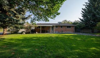 1302 Stampede Ave, Cody, WY 82414