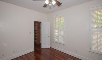 151 Mockingbird Ln, Atmore, AL 36502