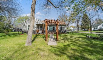 1019 Ash St, Alexandria, MN 56308