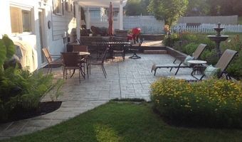 690 Garnette Rd, Akron, OH 44313
