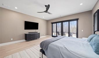 2309 Dinsmore Rd, Alpharetta, GA 30004