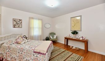 1910 Ivy Dr, Anderson, IN 46011
