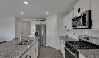 11 Walnut Mill Way 11, Ashville, OH 43103