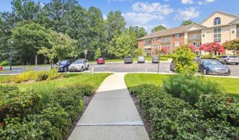 805 COXSWAIN Way #205, Annapolis, MD 21401