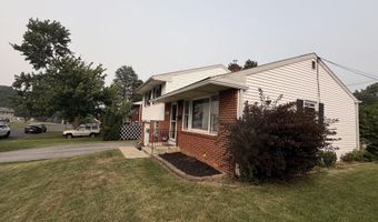 3072 Essex Rd, Allentown, PA 18103